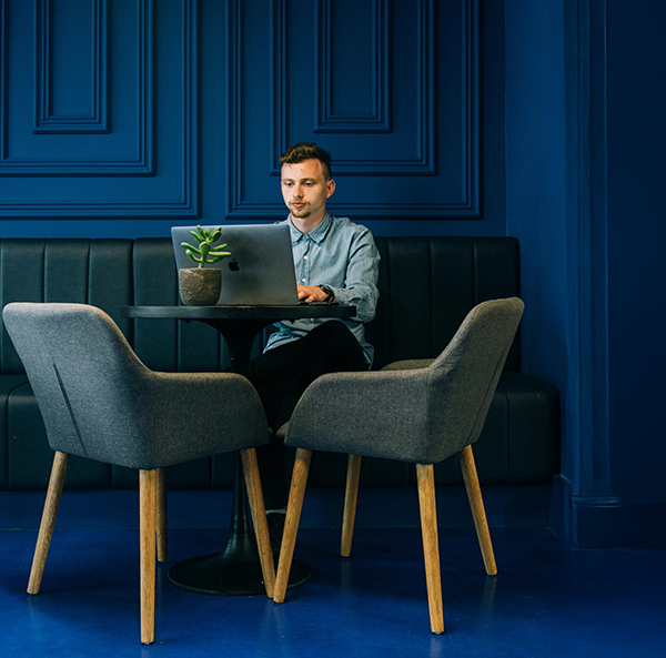Repeat buyers move faster with inline variant selection and live pricing, directly from Business Central.